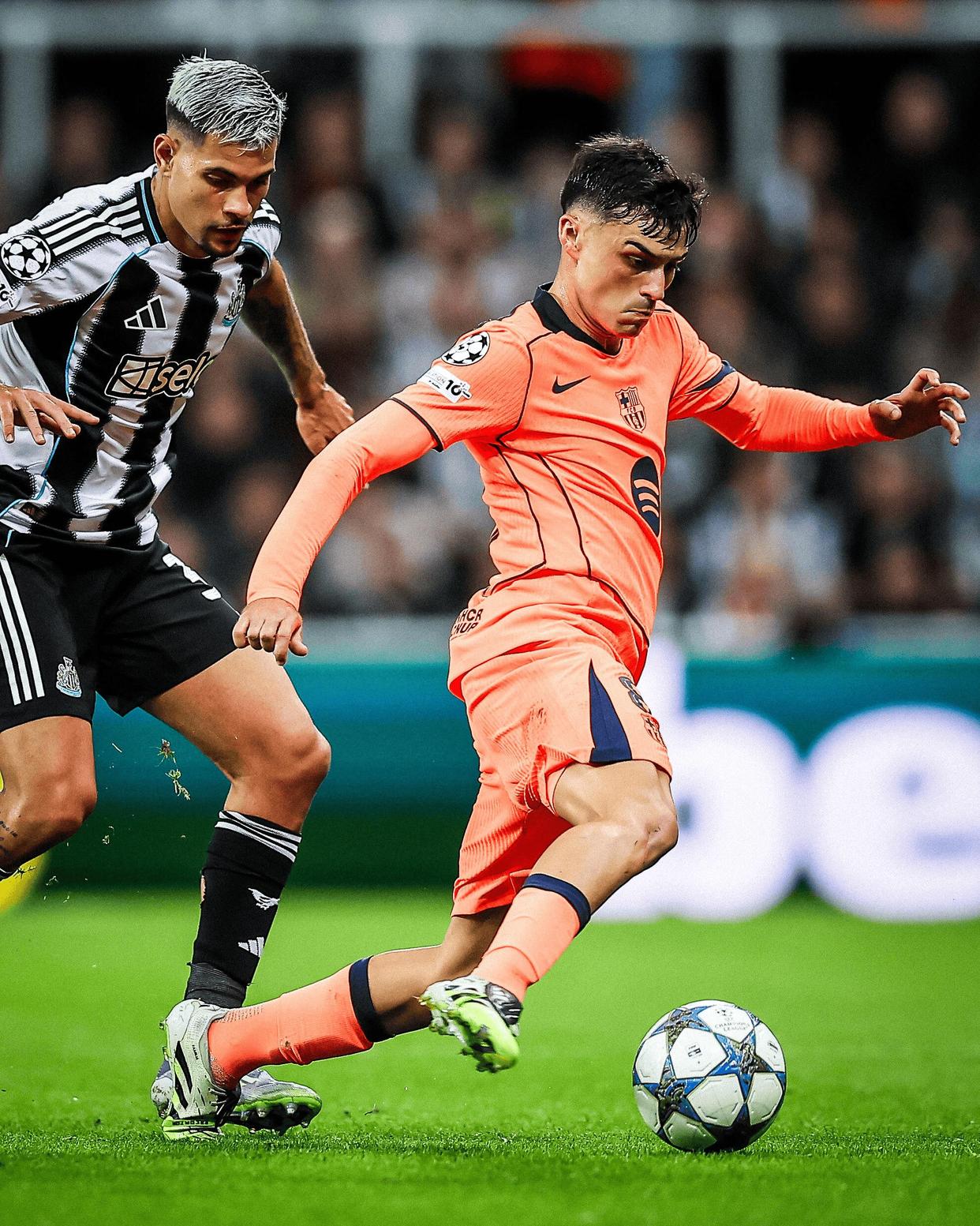 九游安卓模拟器-包含转折点国际米兰回应争议，欧冠赛后攻防权衡，赛场秩序良好，细节决定成败的词条